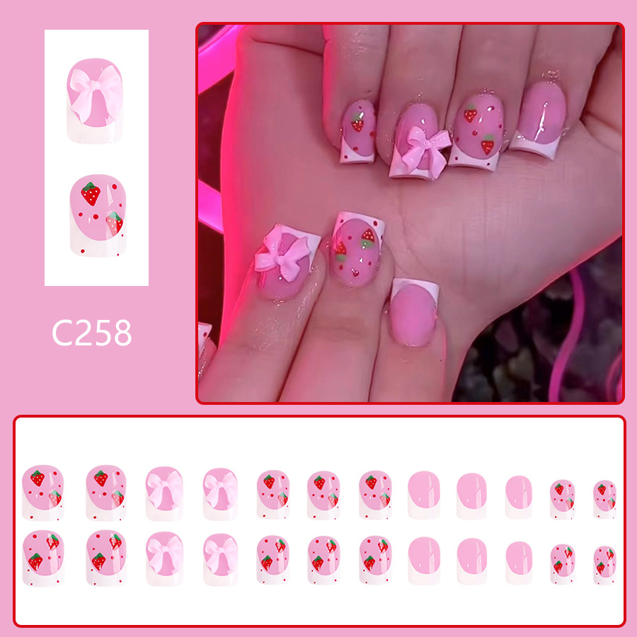 24szt Red Strawberry Designs F – Decorating Tip Set recenzja i cena